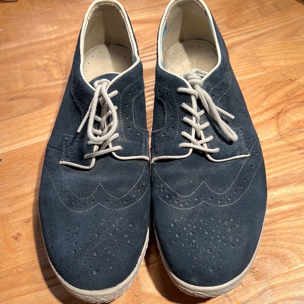J Shoes Distressed Casual Wingtip Oxfords C5010, navy blue suede